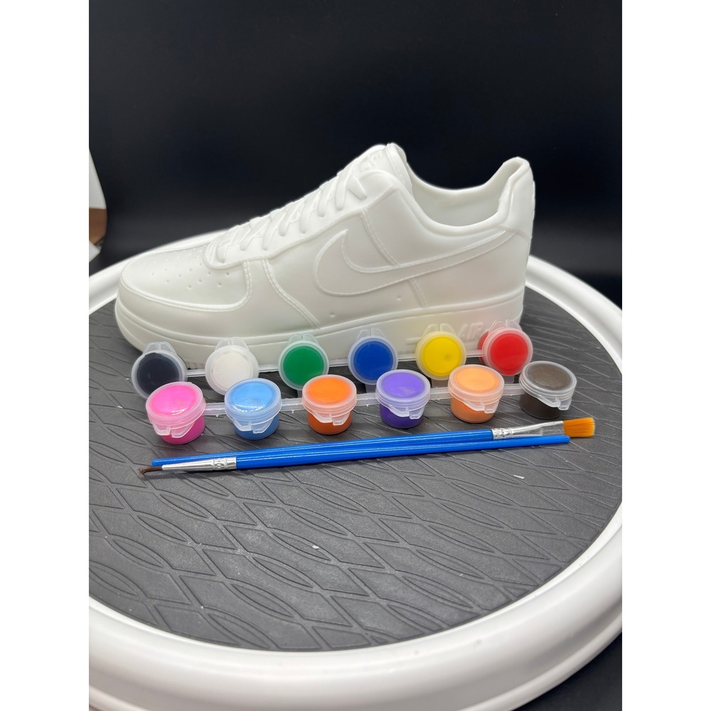 Valentine's Day Couples Paint Kit – DIY AF1 Planter‎ Decor & Date Night Activity - Picture 2 of 3